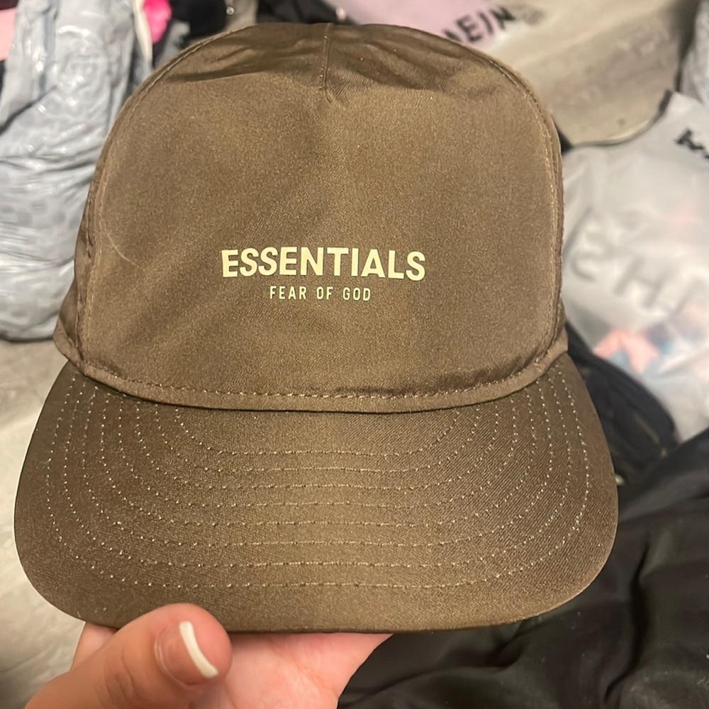 Brown essentials hat